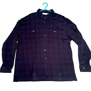 Vintage classic heavy 100% cotton Eddie Bauer button up blue plaid sweat…